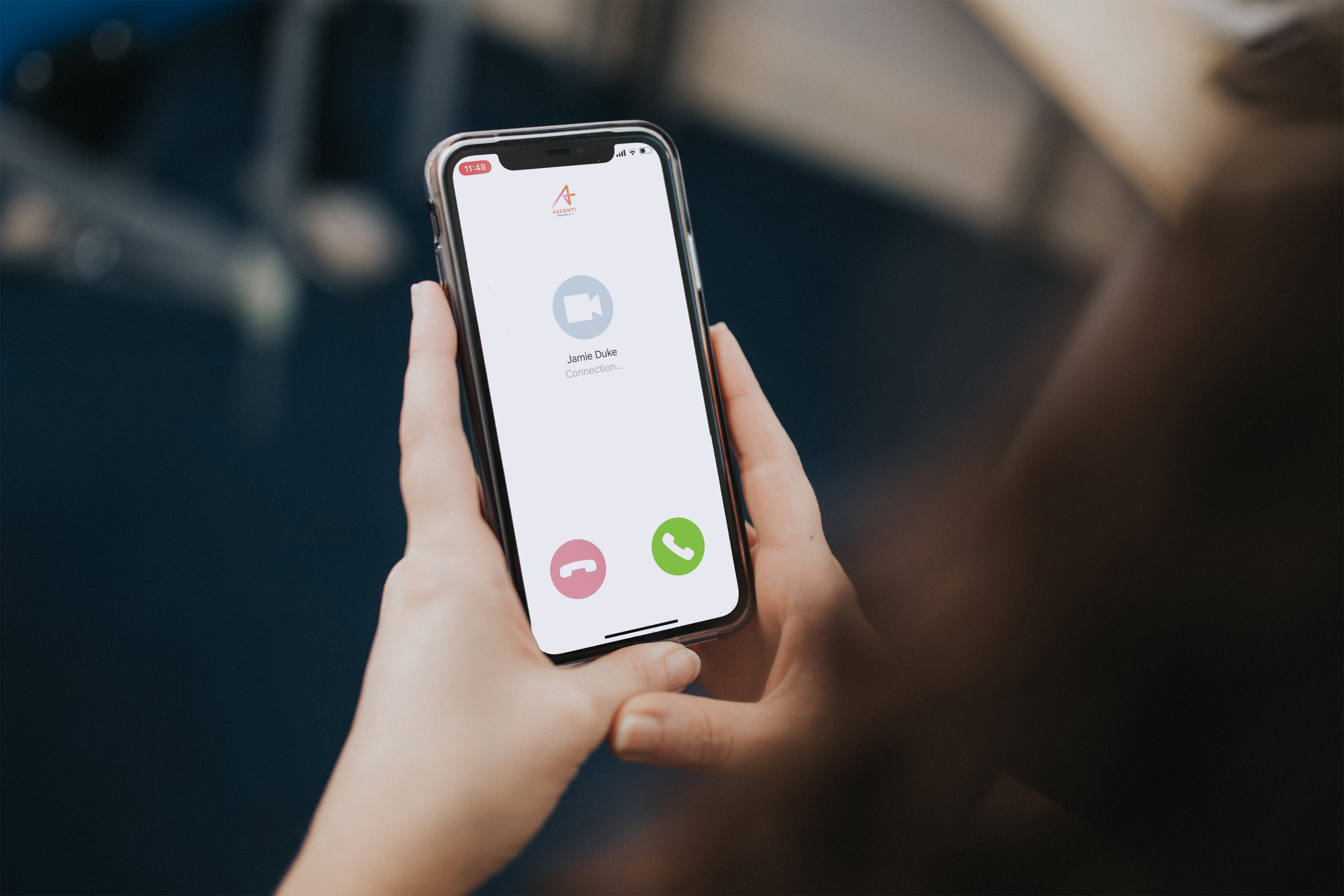 Patient receiving a videocall from an Ascenti physiotherapist to begin their virtual consultation through the Ascenti Physio app